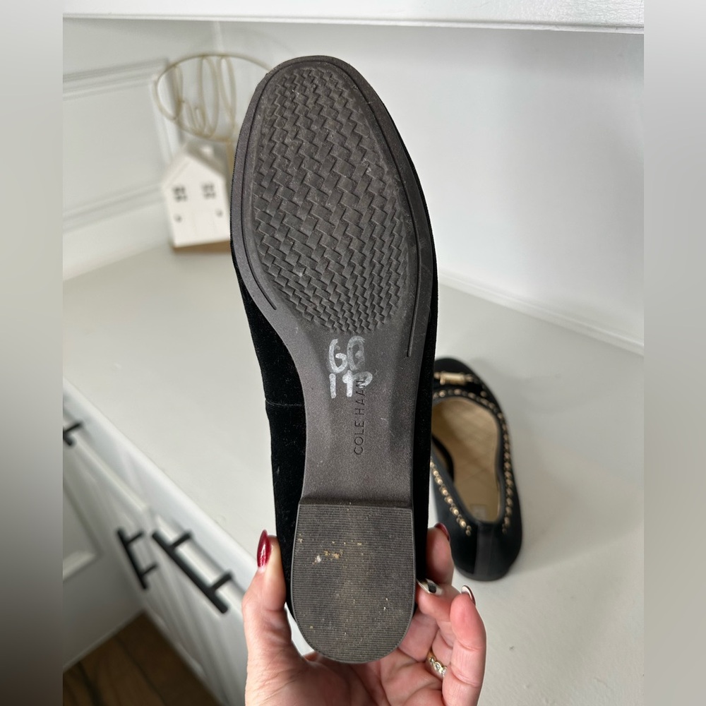 Cole Haan Black Velvet Studded Loafers Women’s 8.5B Gold Hardware Classic - Picture 8 of 10
